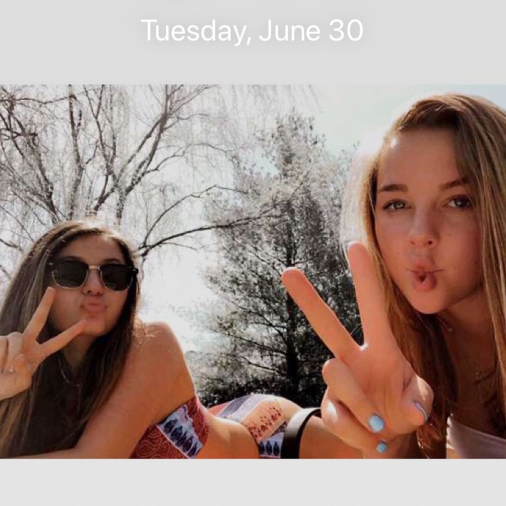 Meet your Posher, Ava